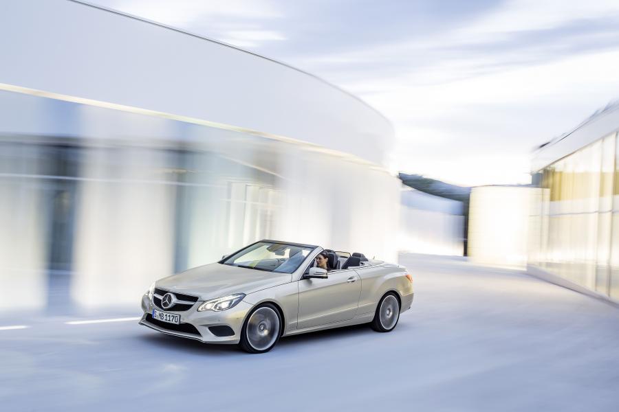  Mercedes-Benz E350 BlueTEC Cabriolet 2013 года  (фото 7 из 11)